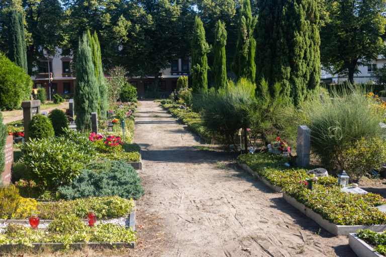 Quartier IV - Urnenwahlgräber in Staudenlage